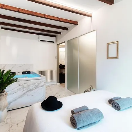 Sahara & Amazzonia Luxury Rooms- The House Of Travelers Апартаменты Комо