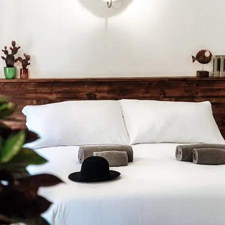 Апартаменты Sahara & Amazzonia Luxury Rooms- The House Of Travelers