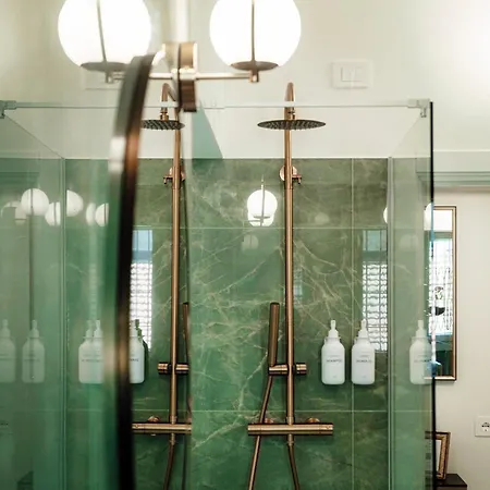 Sahara & Amazzonia Luxury Rooms- The House Of Travelers *