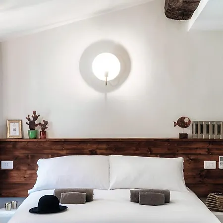 Sahara & Amazzonia Luxury Rooms- The House Of Travelers *