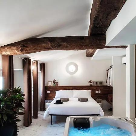 Sahara & Amazzonia Luxury Rooms- The House Of Travelers Апартаменты