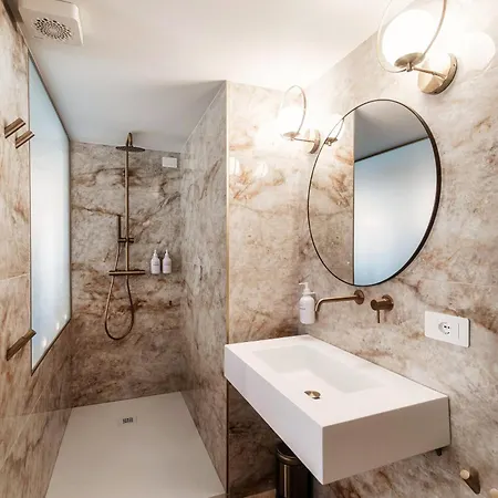 Sahara & Amazzonia Luxury Rooms- The House Of Travelers